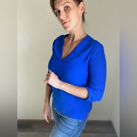 Express Blouse Top XS Cobalt Blue Chiffon Light Flowy - Picture 3 of 13